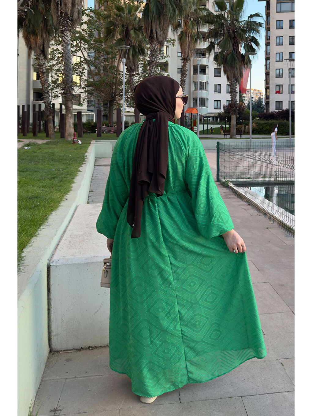 Kadın Kendinden Desenli Oversize Elbise Yeşil-3