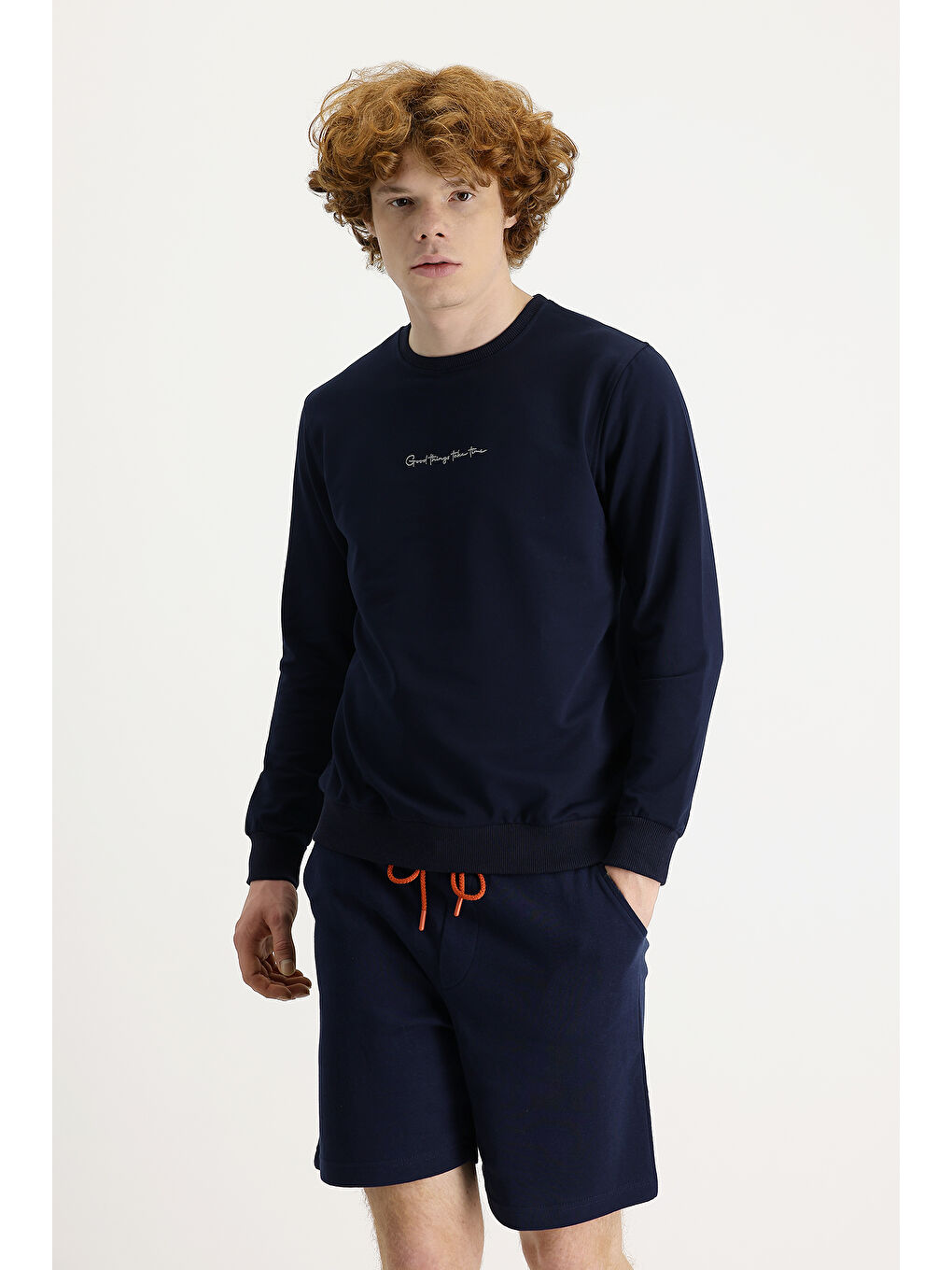 Lacivert Bisiklet Yaka Nakışlı Pamuklu Sweatshirt