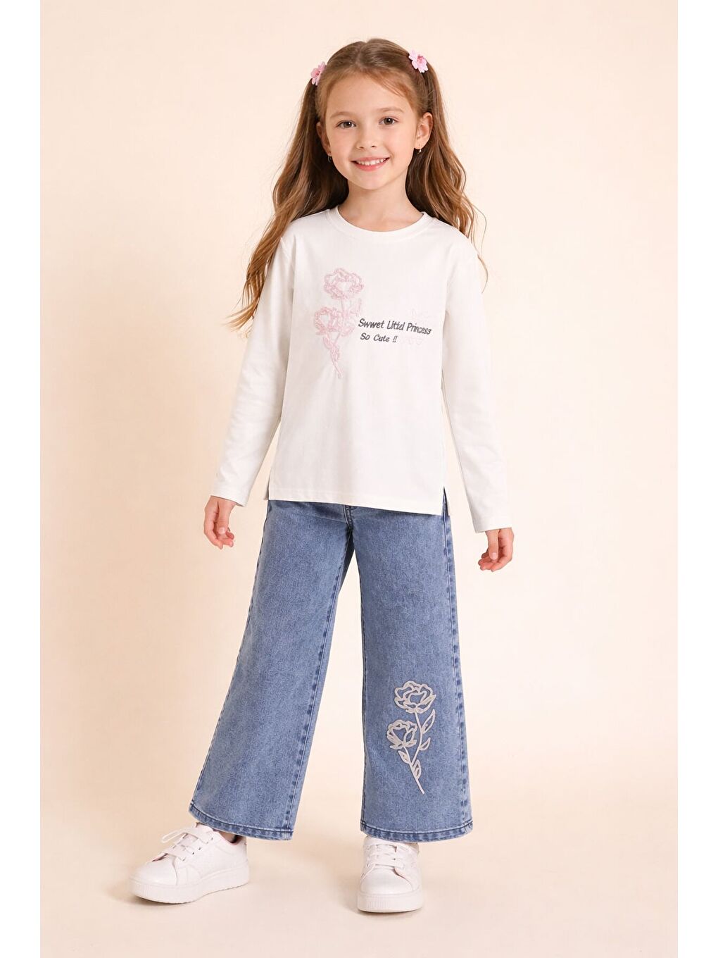 Ekru Gül Nakışlı Badili Jean Pantolonlu Kız Çocuk 2li Takım 23749