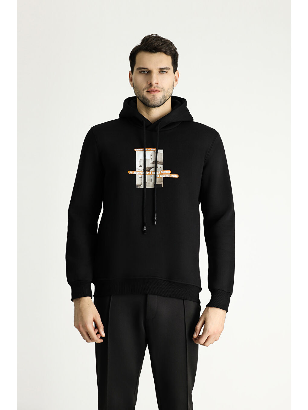 Siyah Kapüşonlu İçi Polarlı Baskılı Pamuklu Sweatshirt-2