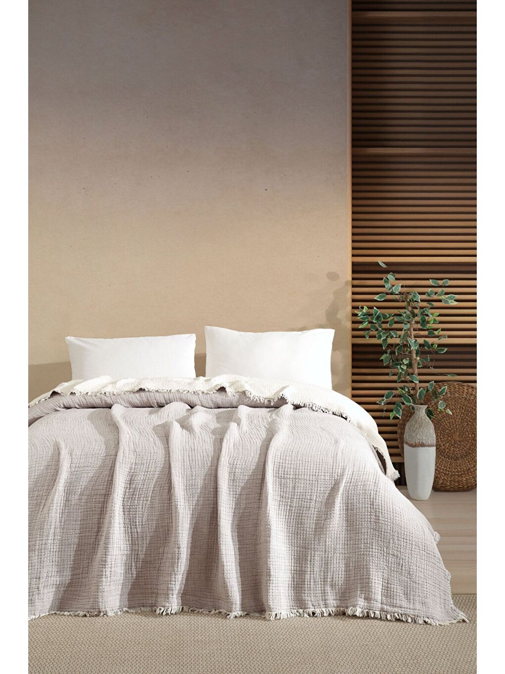Bej 5 Katlı %100 Pamuk Müslin Yatak Örtüsü – 230x240 cm