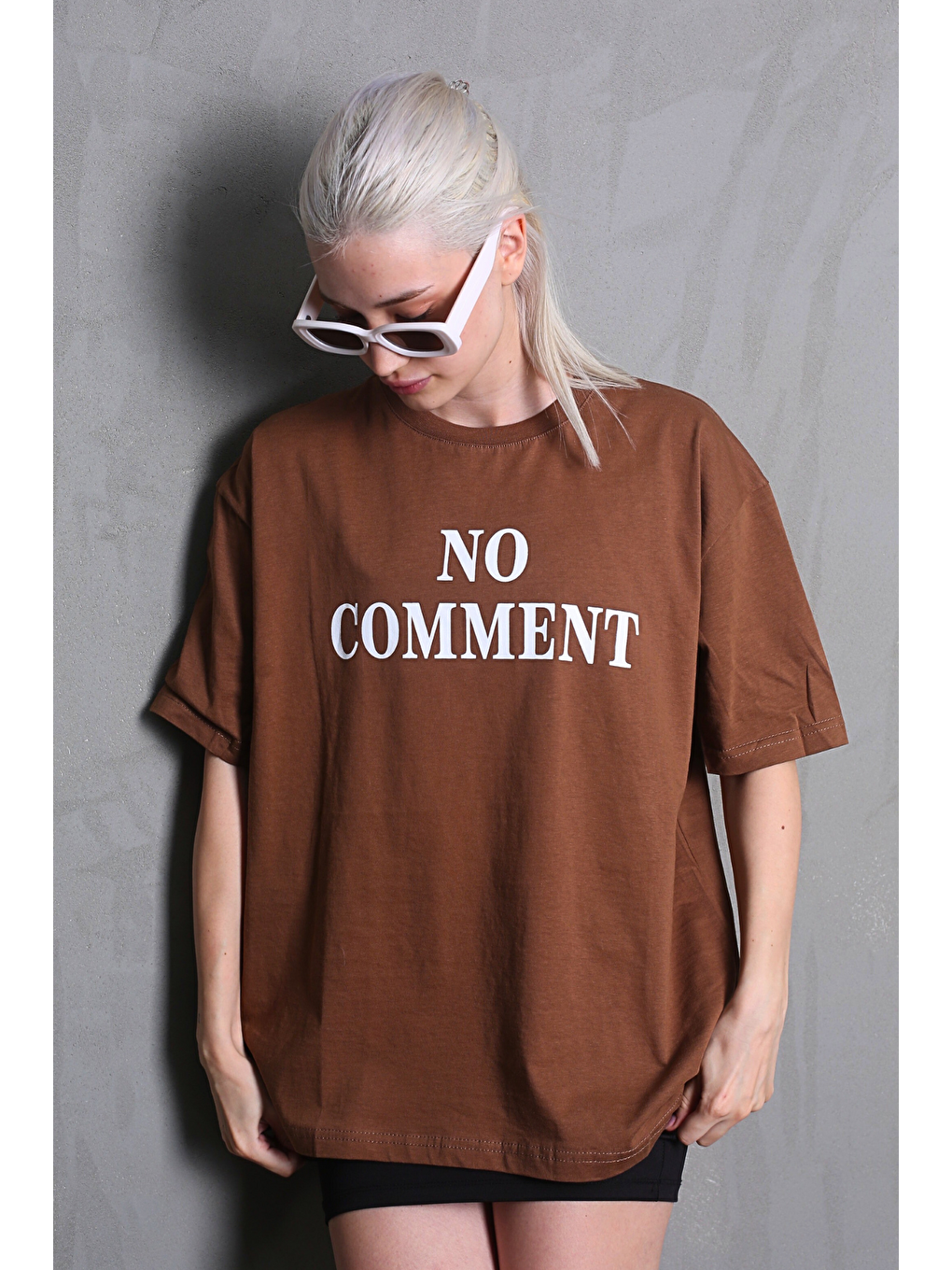 Kahverengi Acı Kahve Baskılı Bisiklet Yaka Kadın Tişört Mg1763-3