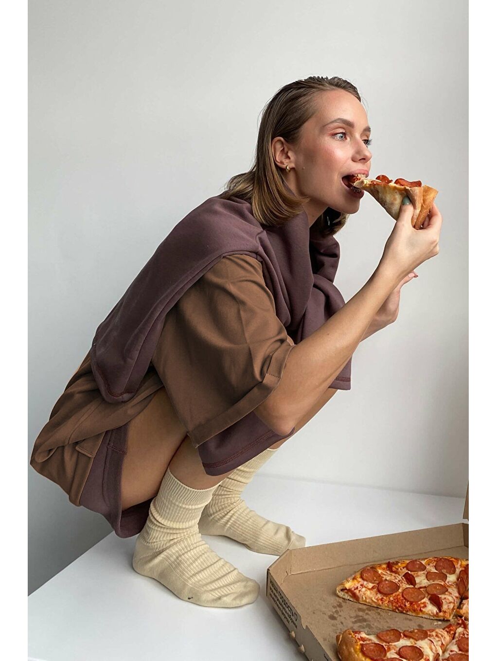 Kahverengi Sütlü Kahve Oversize Basic Kadın Tişört-1