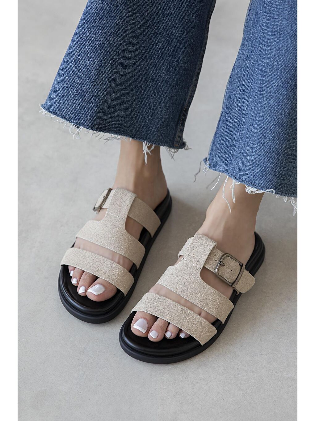 Toff Kadın Toka Detay Günlük Konfor Süet Terlik Bej