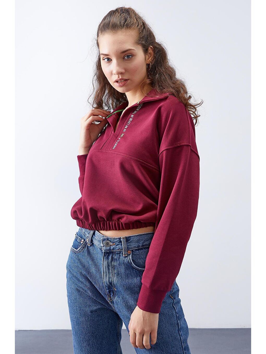 TOMMYLIFE Bordo Erguvan Polo Yaka Etek Ucu Büzgülü Kadın Oversize Sweatshirt - 97180