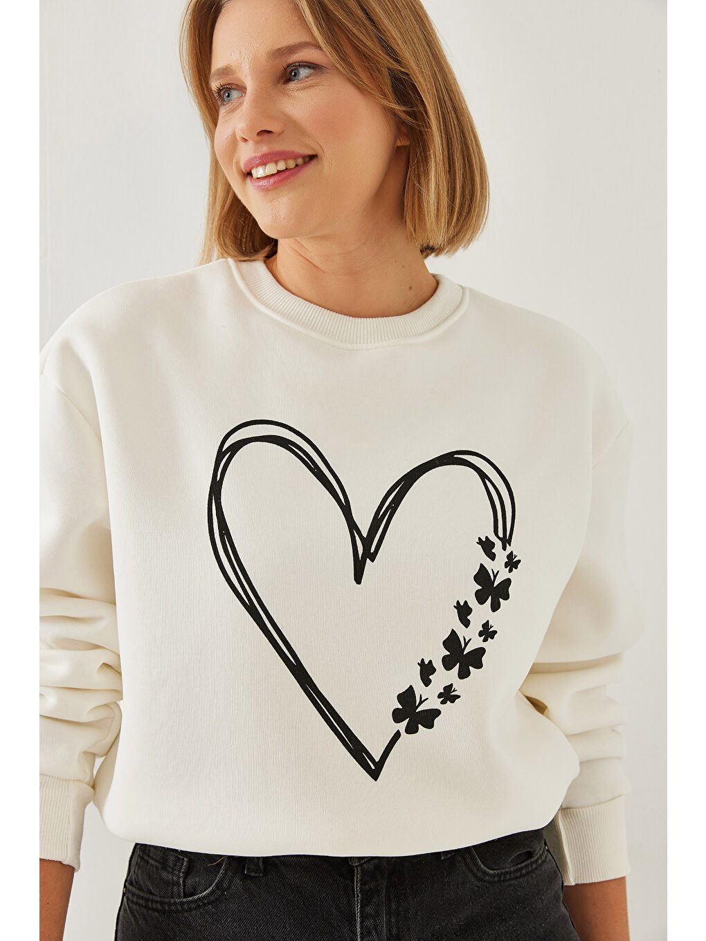 SHADE Ekru Kadın Baskılı Kalp Detaylı Bisiklet Yaka İplik Şardonlu Sweatshirt