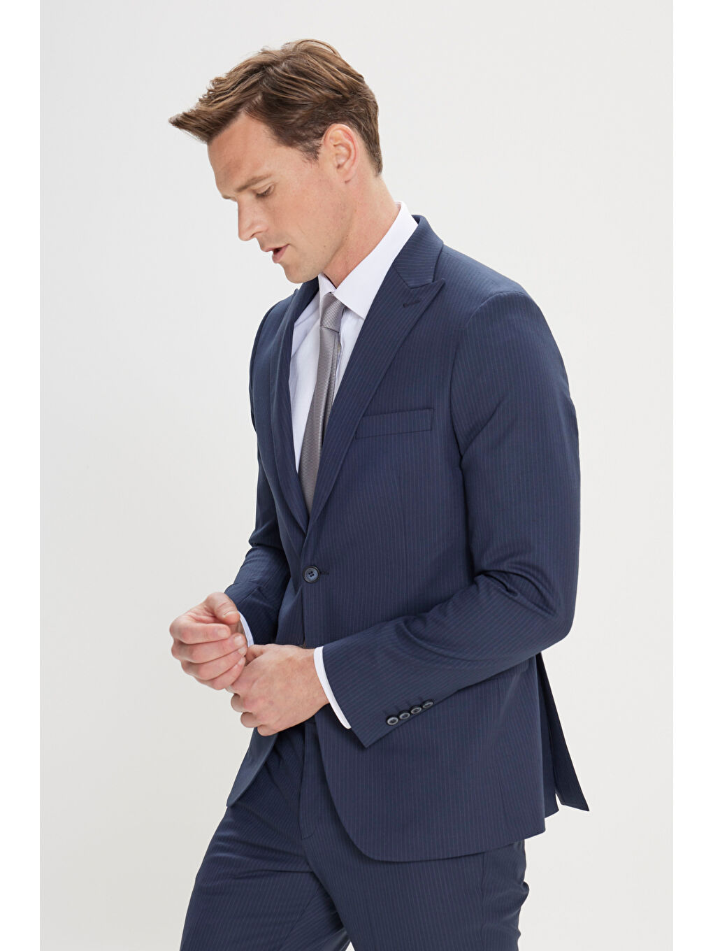 Erkek Lacivert-Gri Slim Fit Dar Kesim Kırlangıç Yaka Çizgili Takım Elbise-1