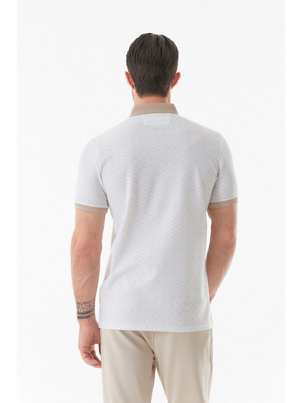 Bej Baskılı Polo Yaka Tişört-3