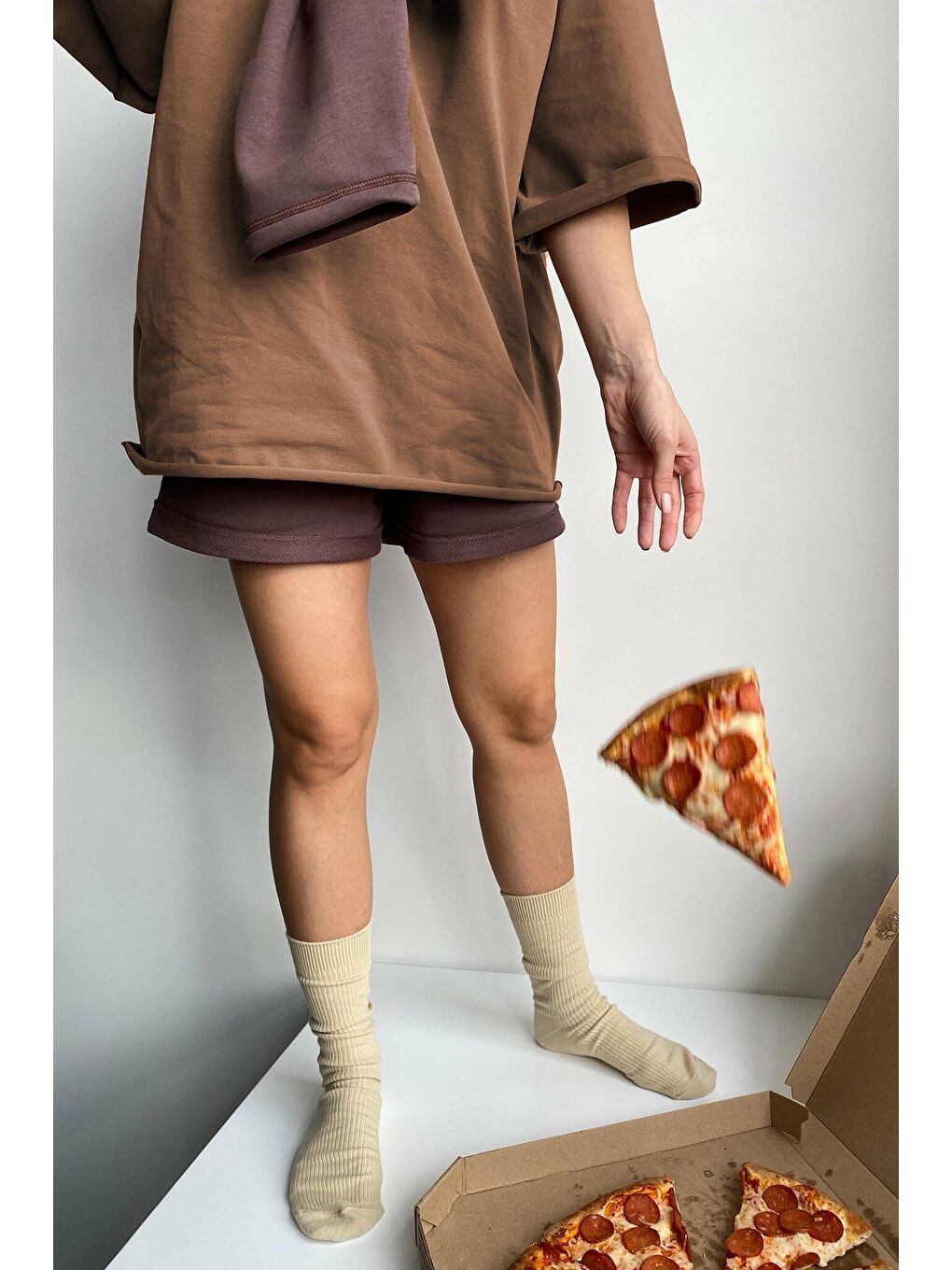 Kahverengi Sütlü Kahve Oversize Basic Kadın Tişört-2