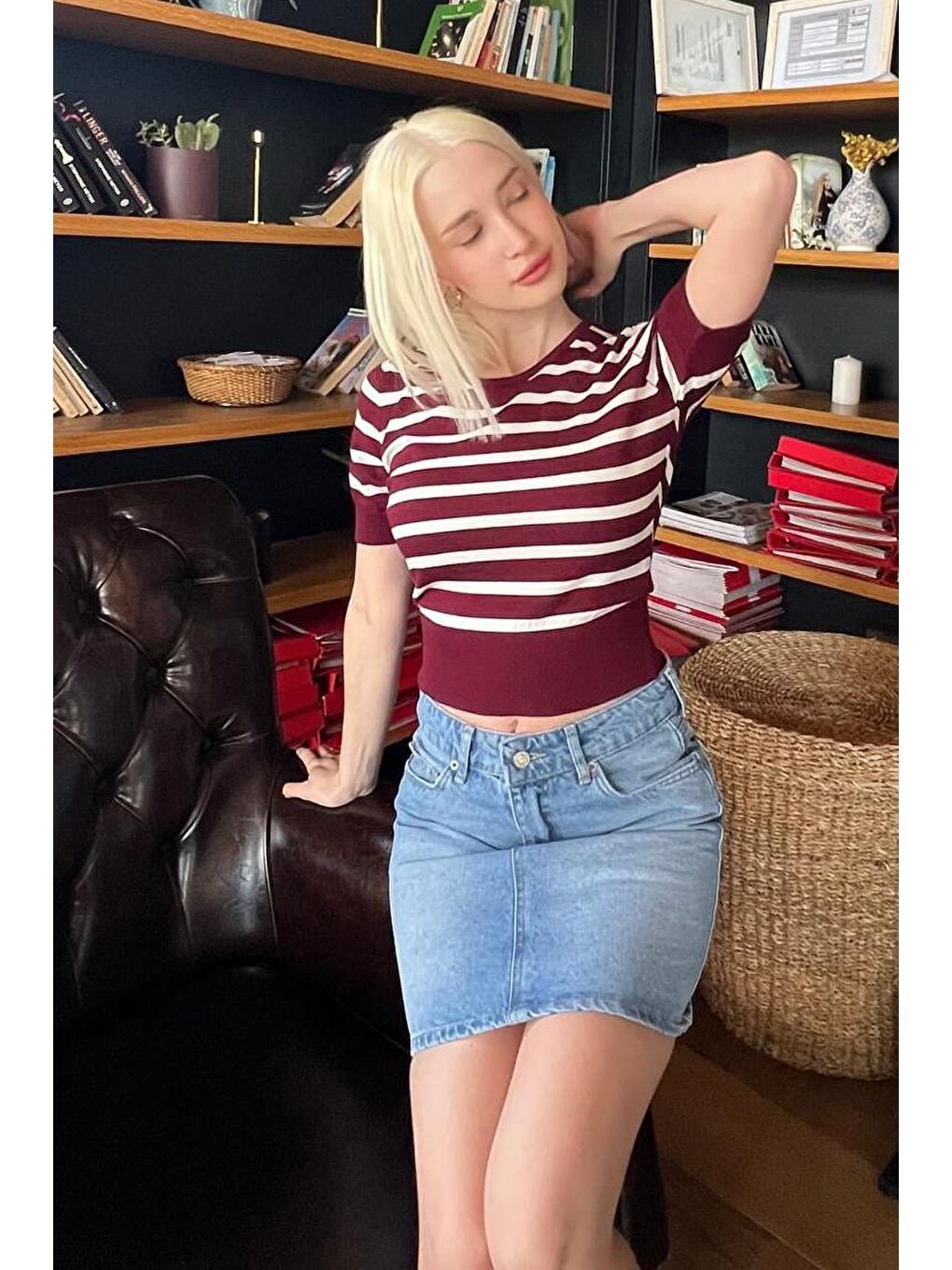 Bordo Bisiklet Yaka Çizgili Kadın T-Shirt Mg2400-1