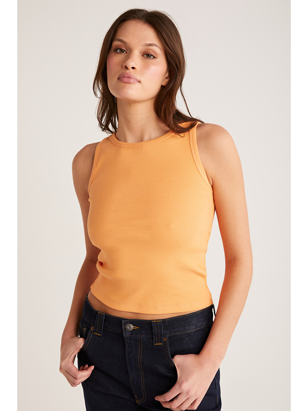 Pembe Selena Kadın Regular Fit Normal Kalıp Kalın Askılı Sıfır Kollu Örme Şeftali Atlet-3