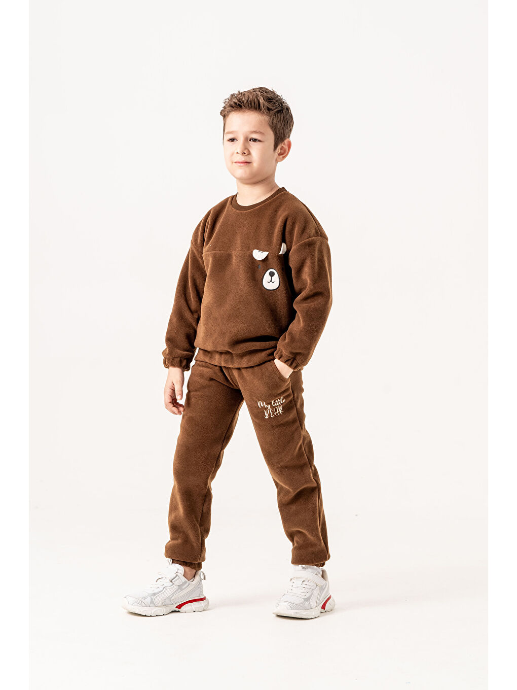 Kahverengi Aplikeli Ve Nakışlı Polar Erkek Çocuk Alt-Üst Eşofman Takımı
