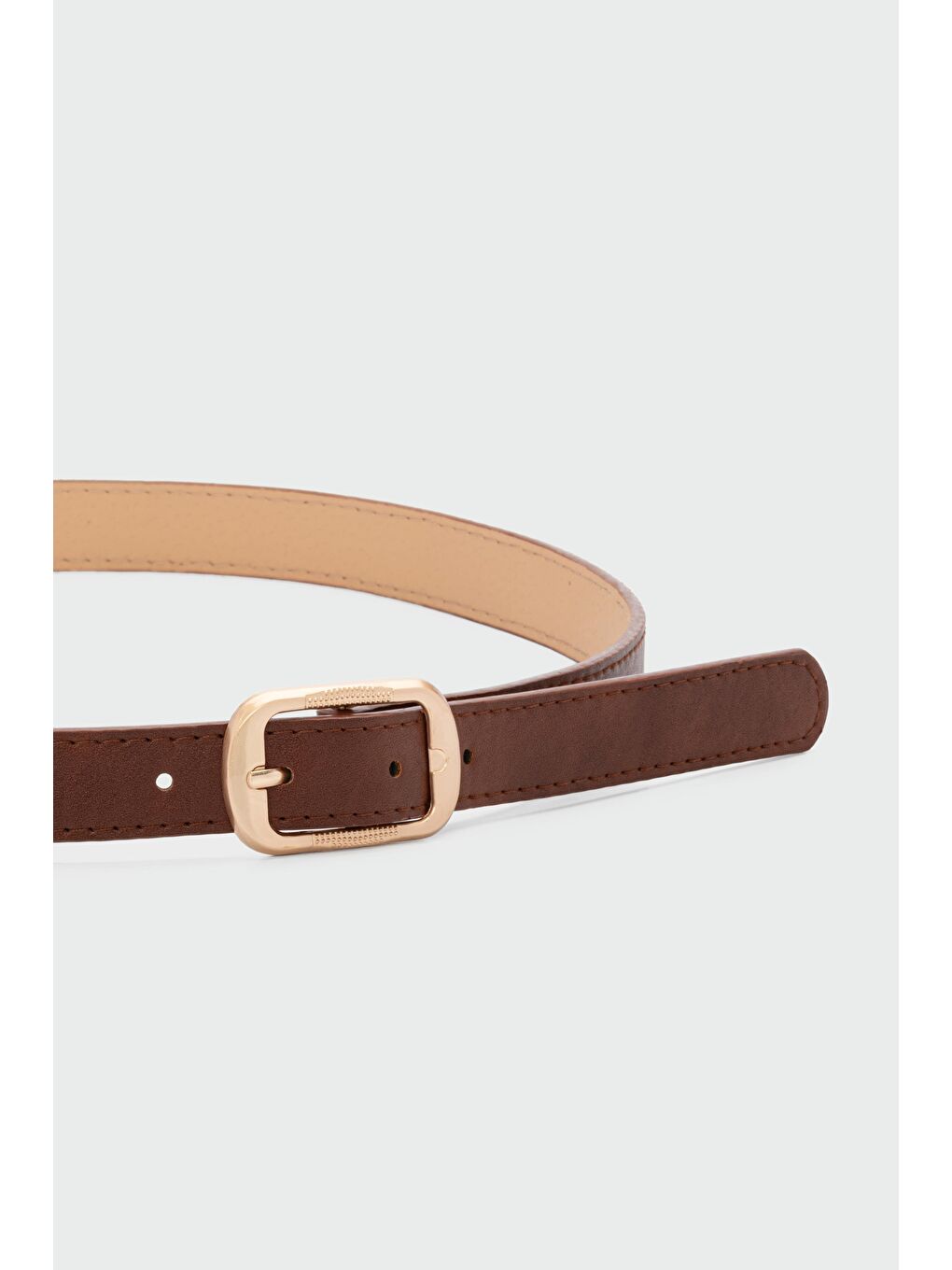 Kahverengi Dikdörtgen Tokalı İşlemeli Suni Deri Kemer Taba-1