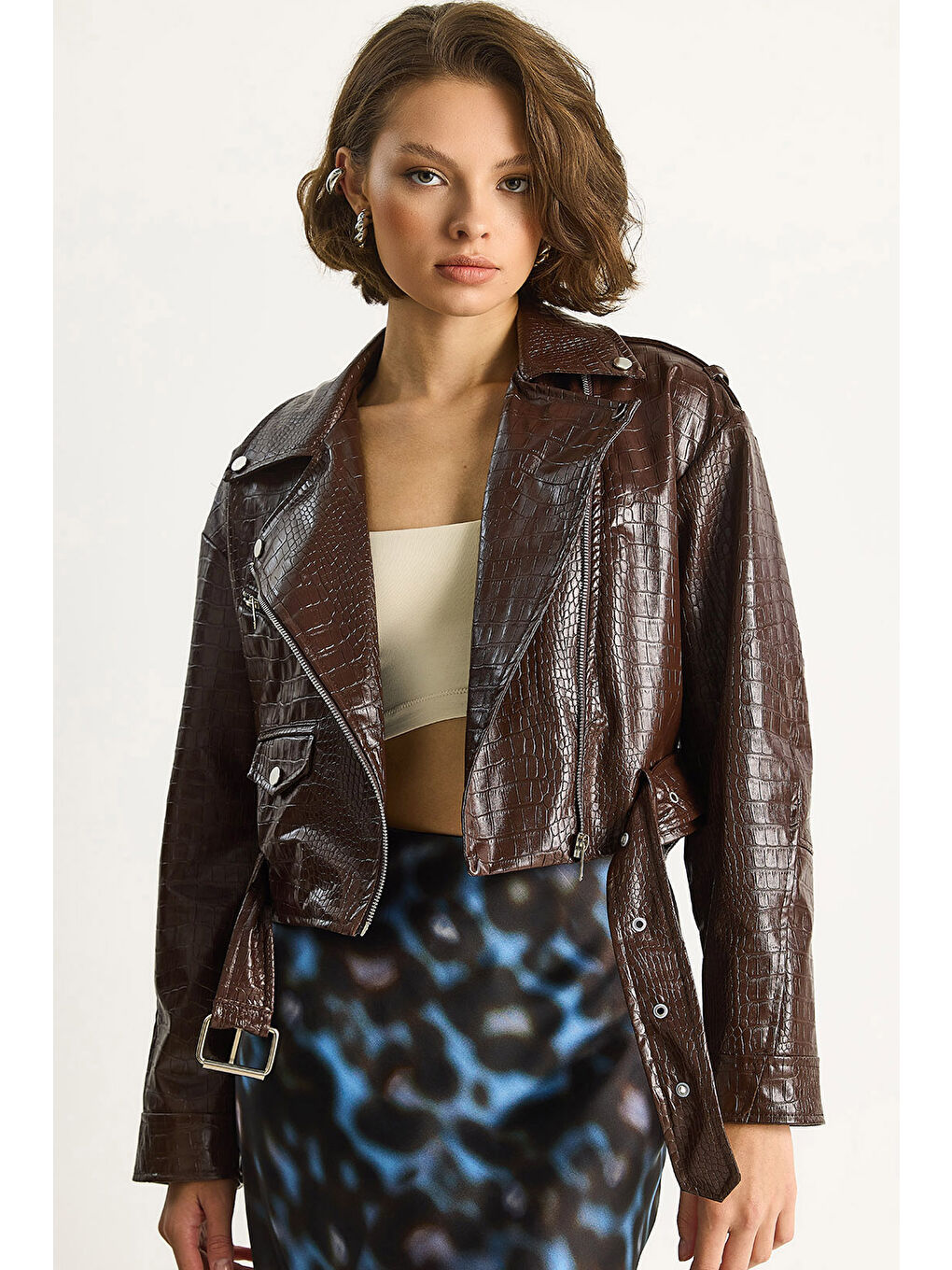 Kahverengi Kadın Kemerli Krokodil Crop Suni Deri Ceket