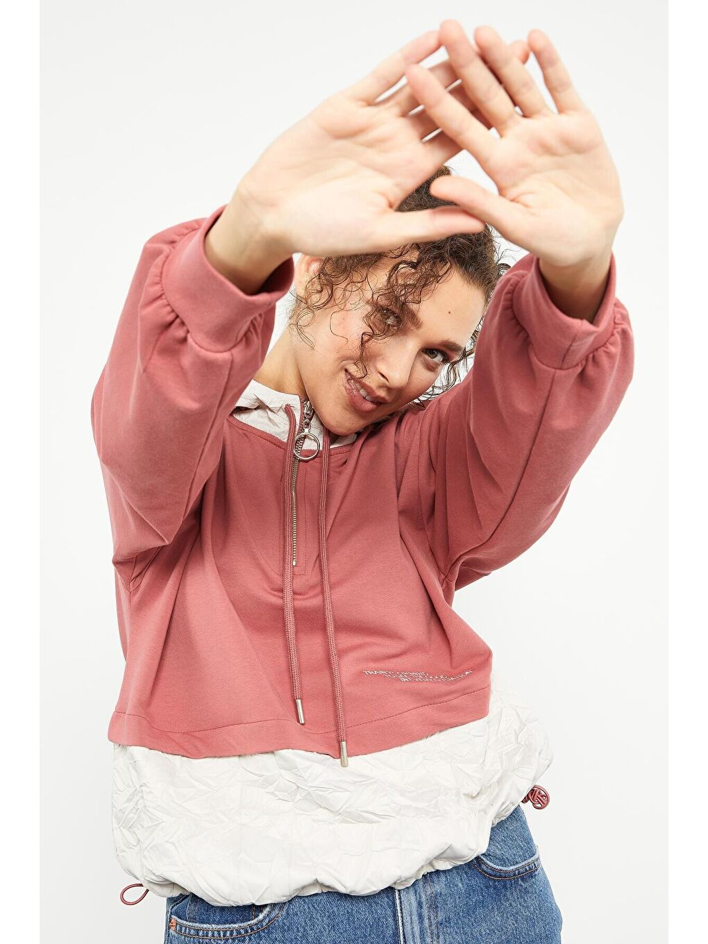 Pembe Yaban Gülü Balon Kol Paraşüt Kumaş Detaylı Kadın Oversize Sweatshirt - 97167-4