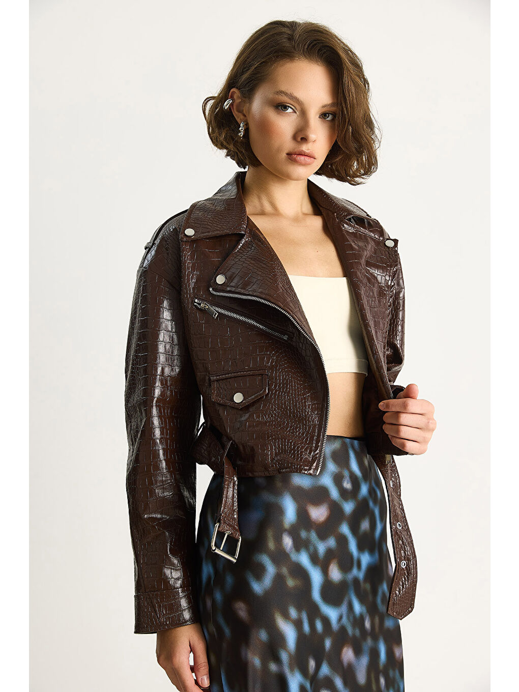 Kahverengi Kadın Kemerli Krokodil Crop Suni Deri Ceket-1