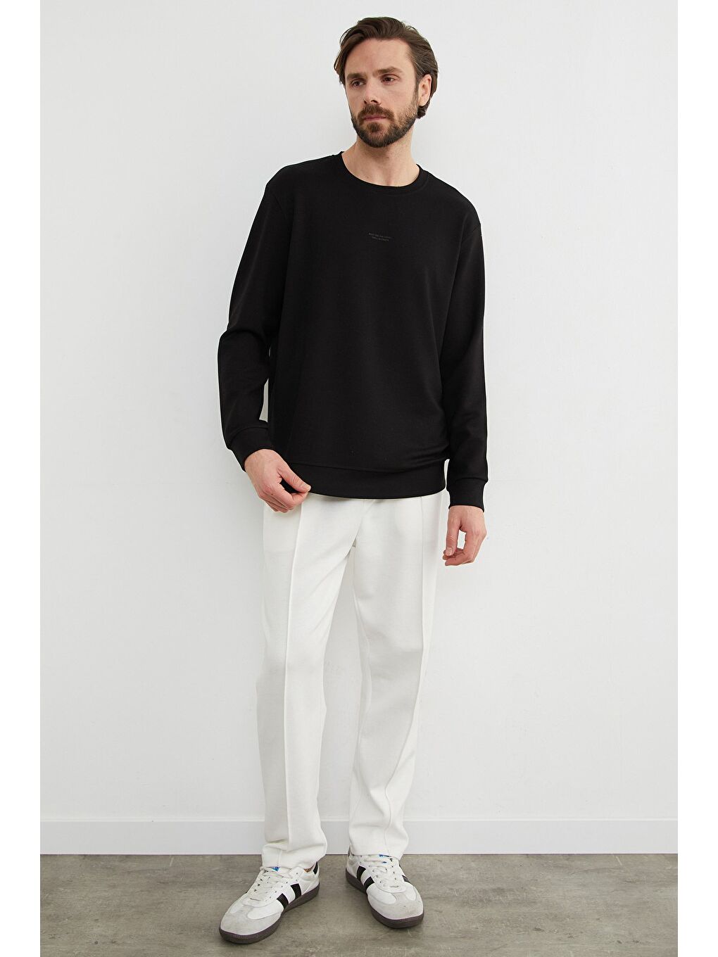 Siyah Basic Bisiklet Yaka Modal Kumaş Sweatshirt-2