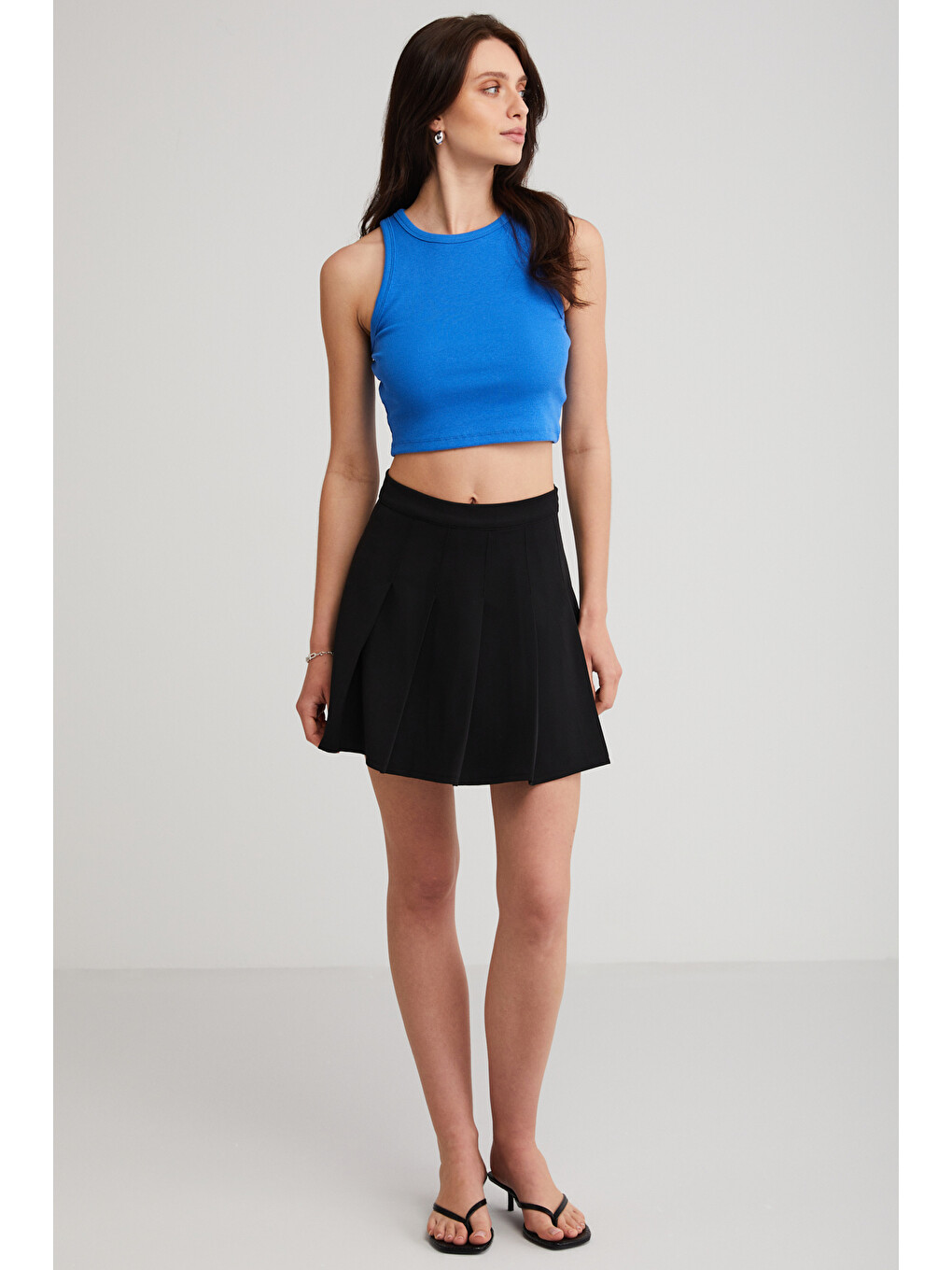 Joyce Kadın Slim Fit Dar Kalıp Sıfır Kol Bisiklet Yaka Örme Crop Mavi Atlet-1