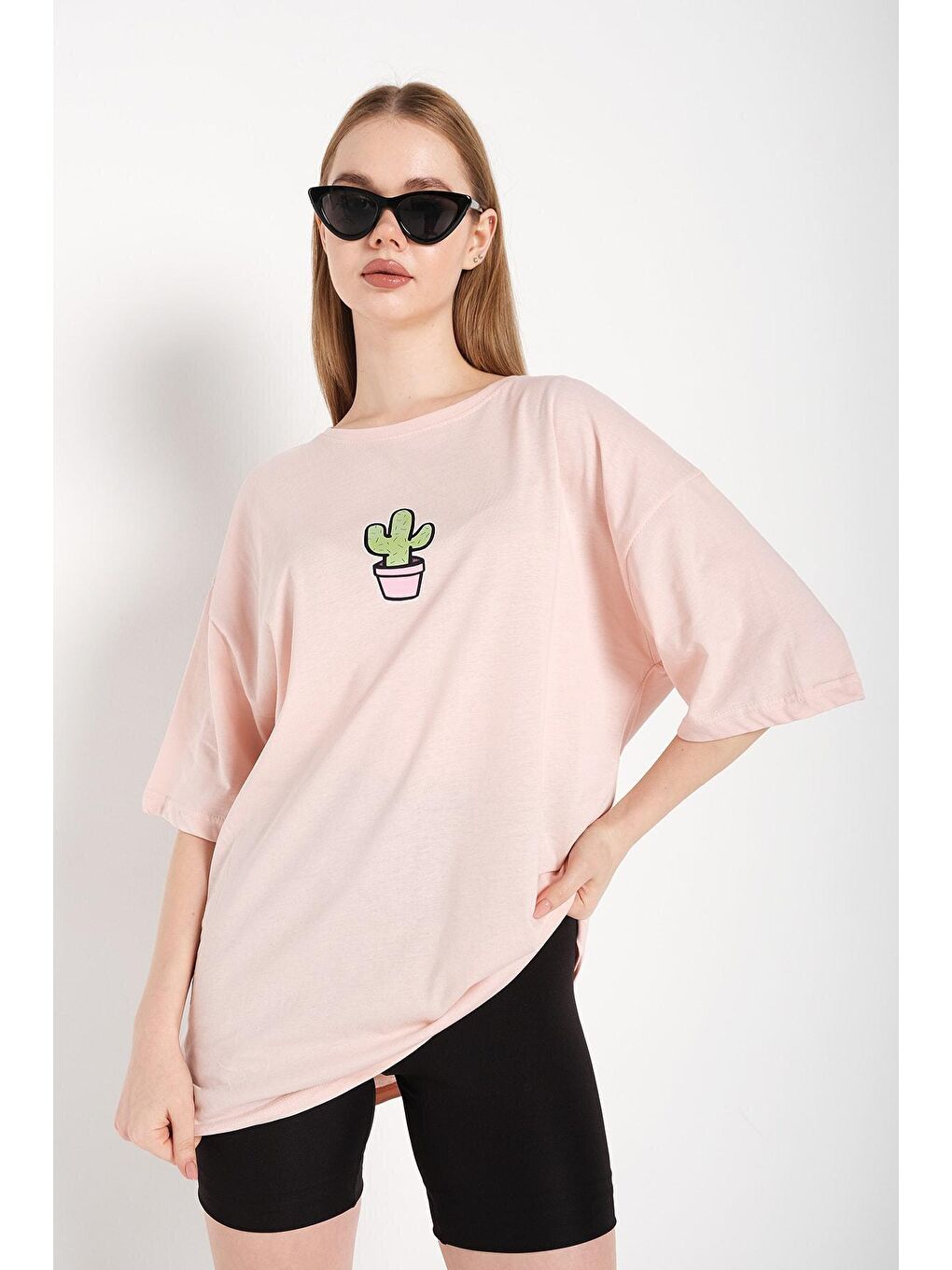 Trendseninle Pembe Kadın Pembe Cactus Logo Baskılı Oversize Tişört