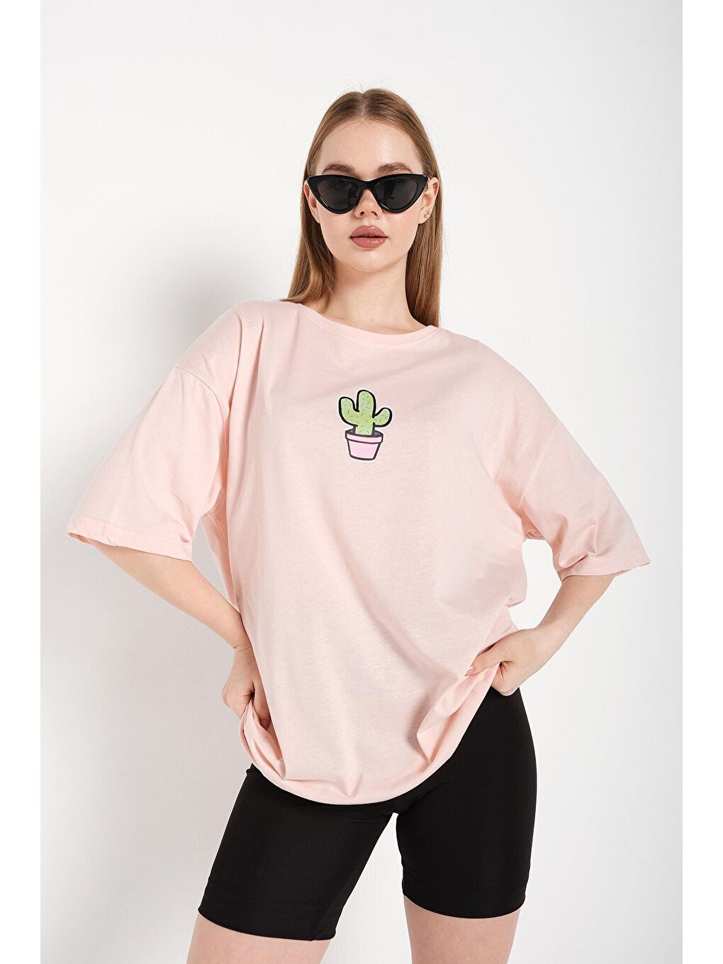 Trendseninle Pembe Kadın Pembe Cactus Logo Baskılı Oversize Tişört - 2