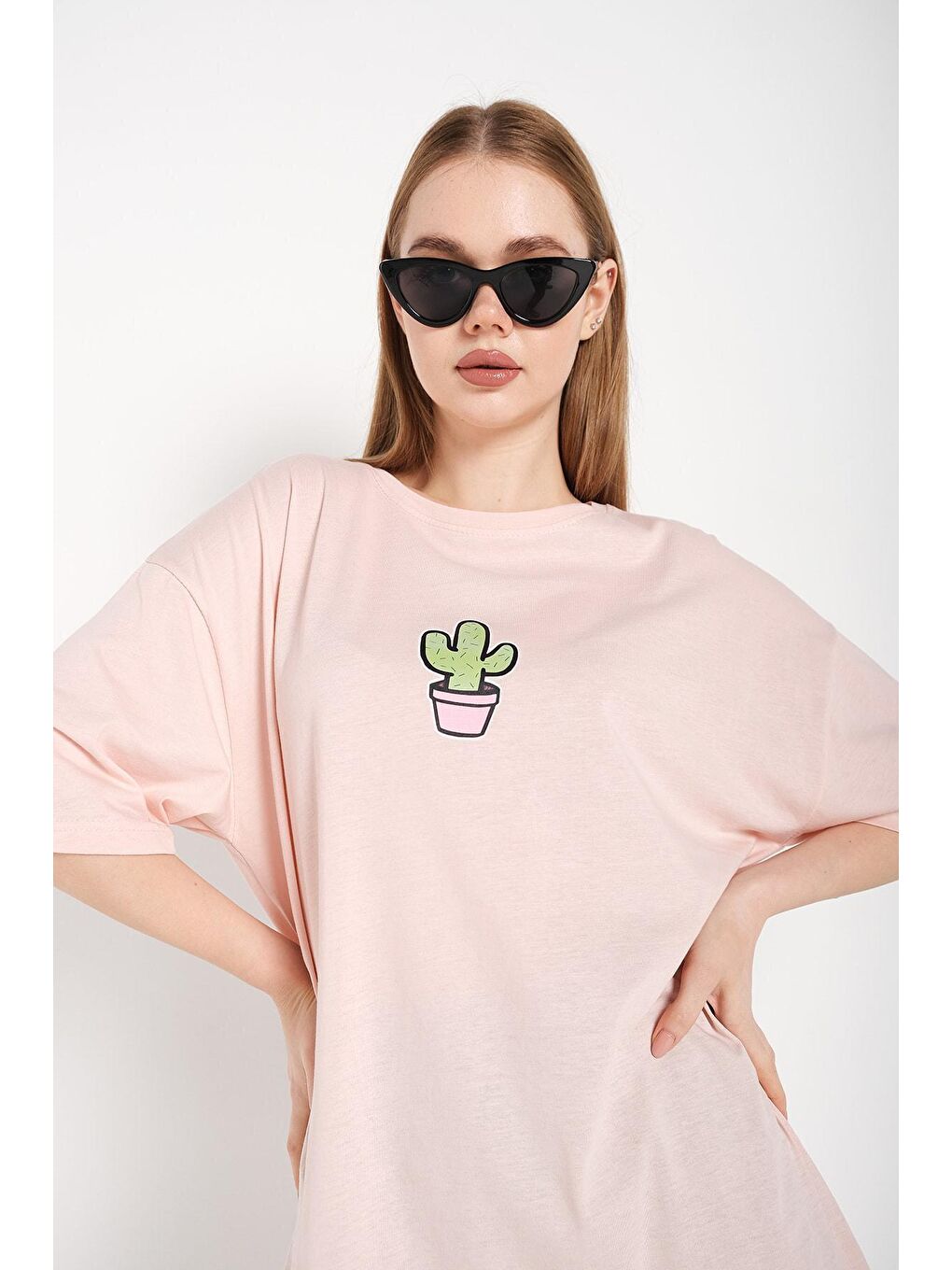 Trendseninle Pembe Kadın Pembe Cactus Logo Baskılı Oversize Tişört - 3