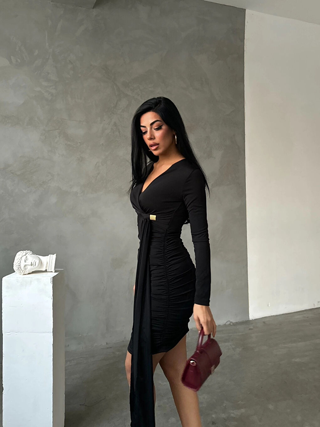 Kadın Siyah Mavi V Yaka Toka Ve Büzgü Detaylı Elbise HZL25W-FRY122611-1