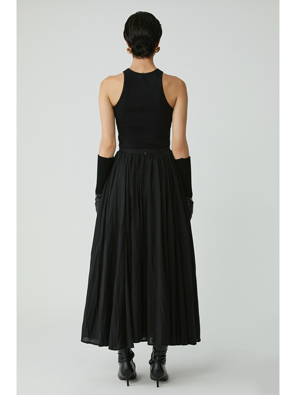 Joyce Kadın Slim Fit Dar Kalıp Sıfır Kol Bisiklet Yaka Örme Crop Siyah Atlet-6
