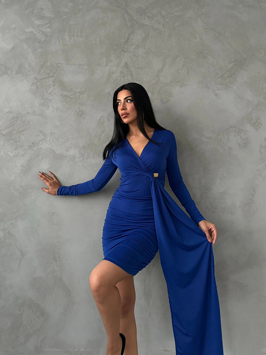 Kadın Saks Mavi V Yaka Toka Ve Büzgü Detaylı Elbise HZL25W-FRY122611-3