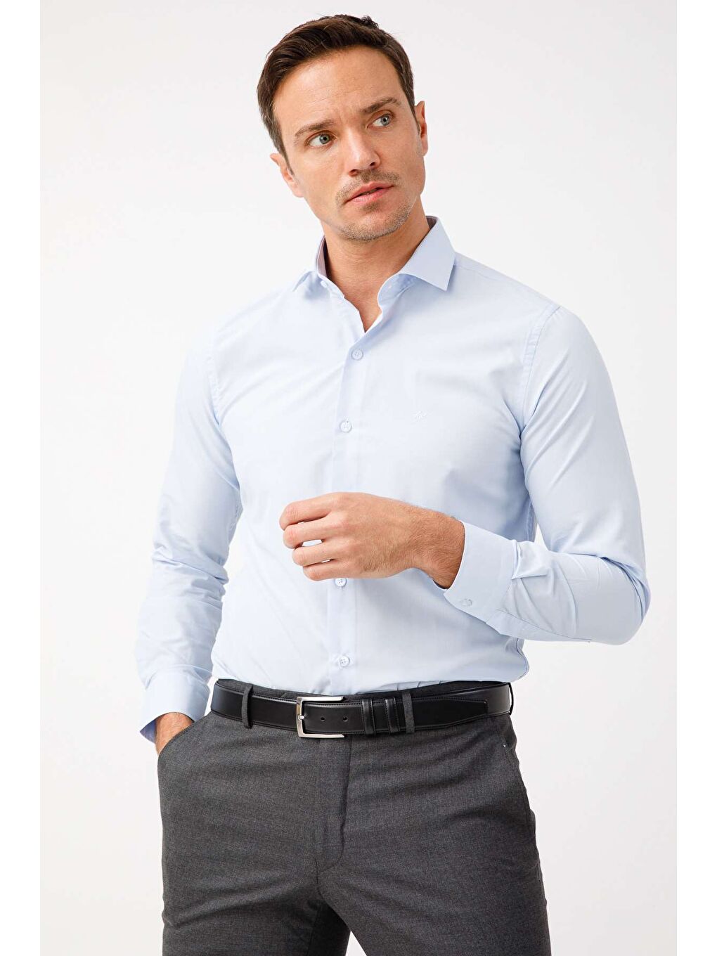 Açık Mavi Slim Fit Dar Kalıp Klasik Yaka Düz Uzun Kollu Cepsiz Kolay Ütülenir Gömlek-3