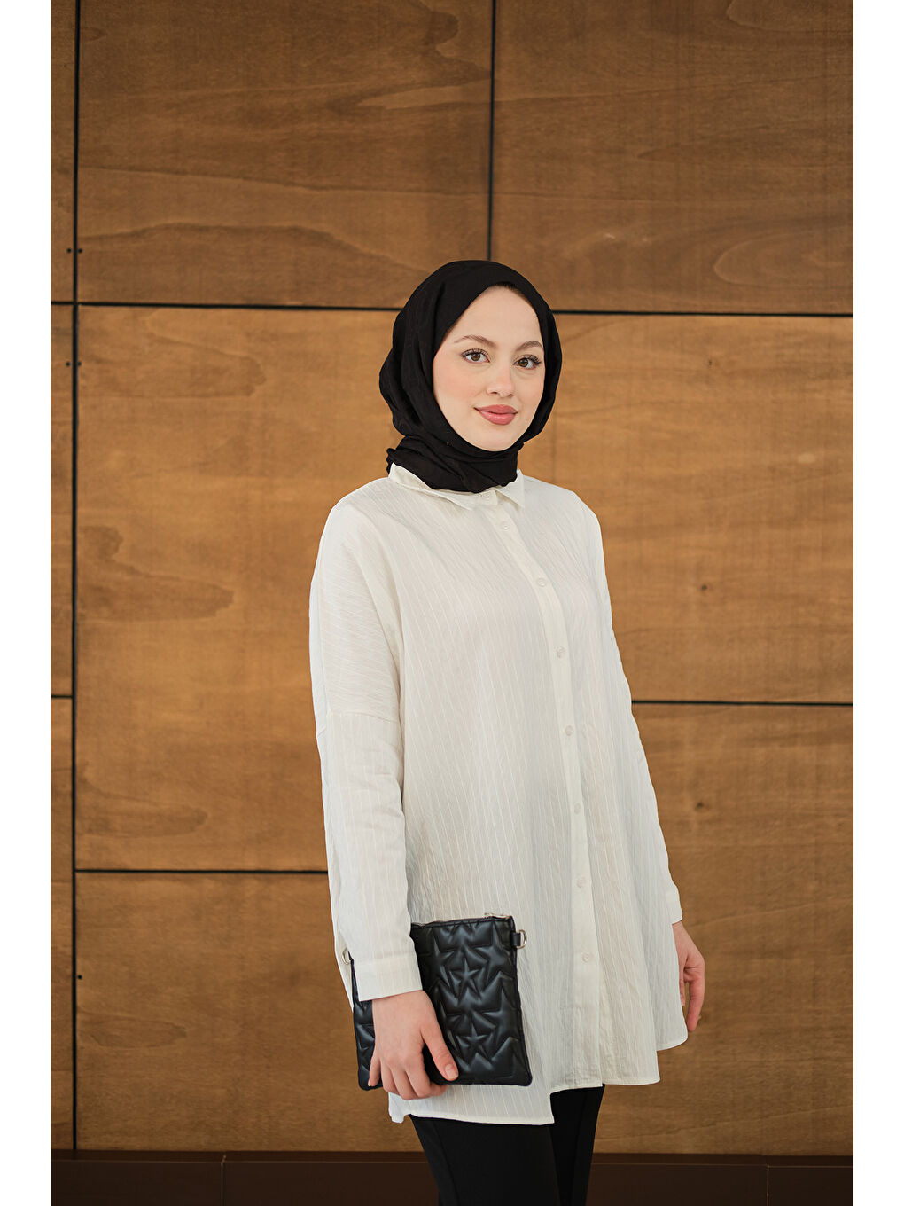 Kadın Kendinden Desenli Mila Gömlek Beyaz-4