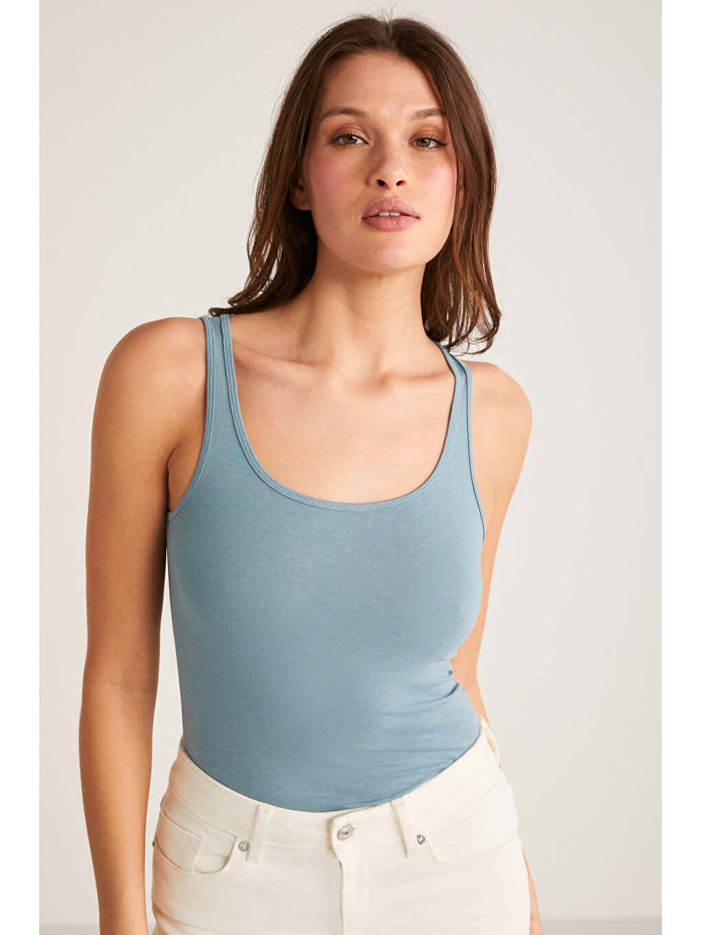 Jayla Kadın Pamuklu Slim Fit Dar Kesim Kalın Askılı Oyuk Yaka Örme Mint Yeşil Atlet-2