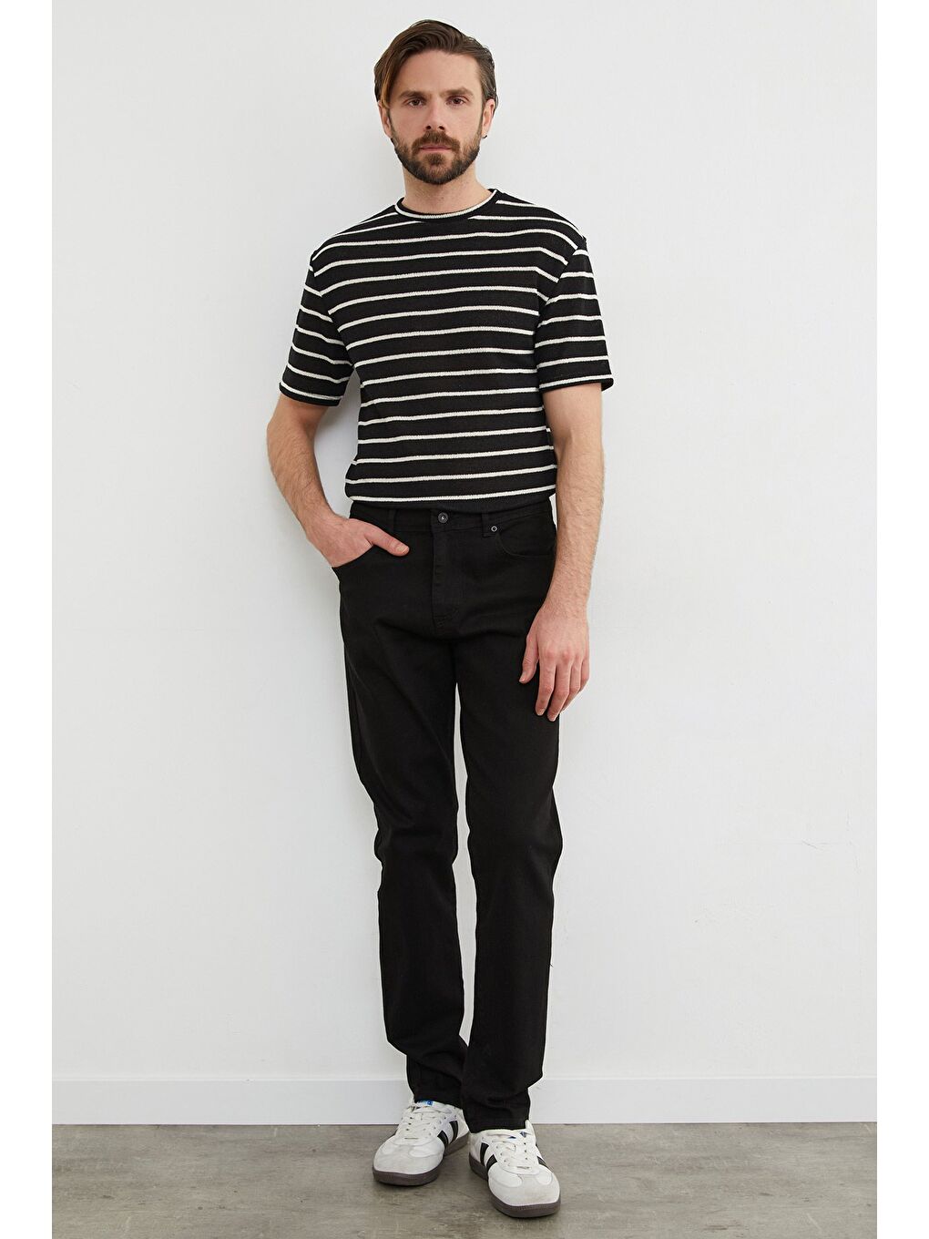 Siyah Büyük Beden Regular Fit Jean-3