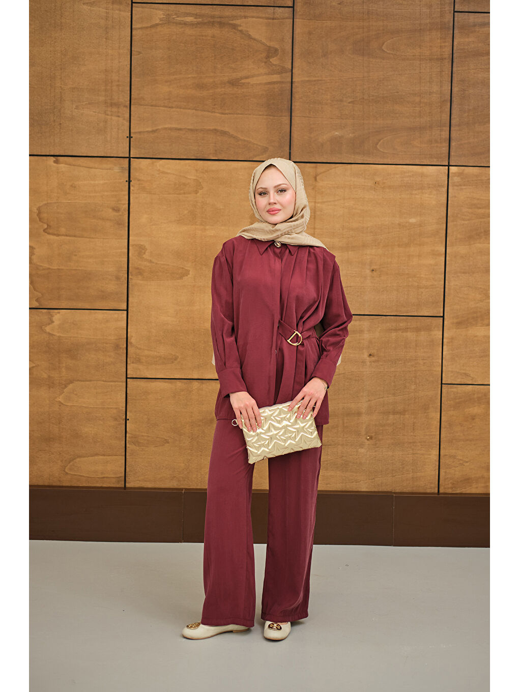 Kadın Beli Gold Kemer Detay Gömlek Yaka Takım Bordo-3