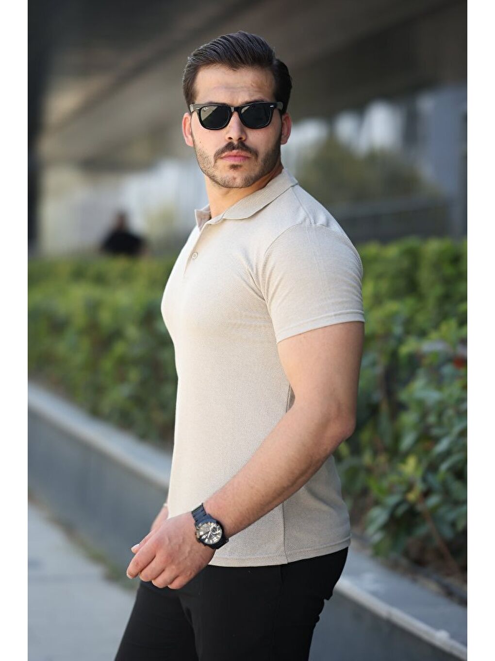 Bej Erkek Kısa Kollu Yakalı Tişört-1