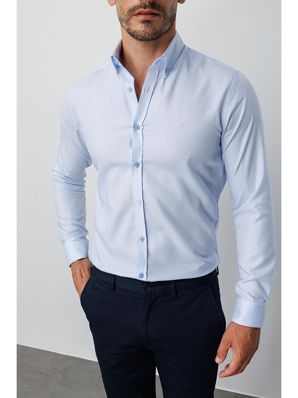 Mavi Slim Fit Dar Kalıp Klasik Yaka Düz Uzun Kollu Cepsiz %100 Pamuk Non Iron Ütü İstemeyen Gömlek-1