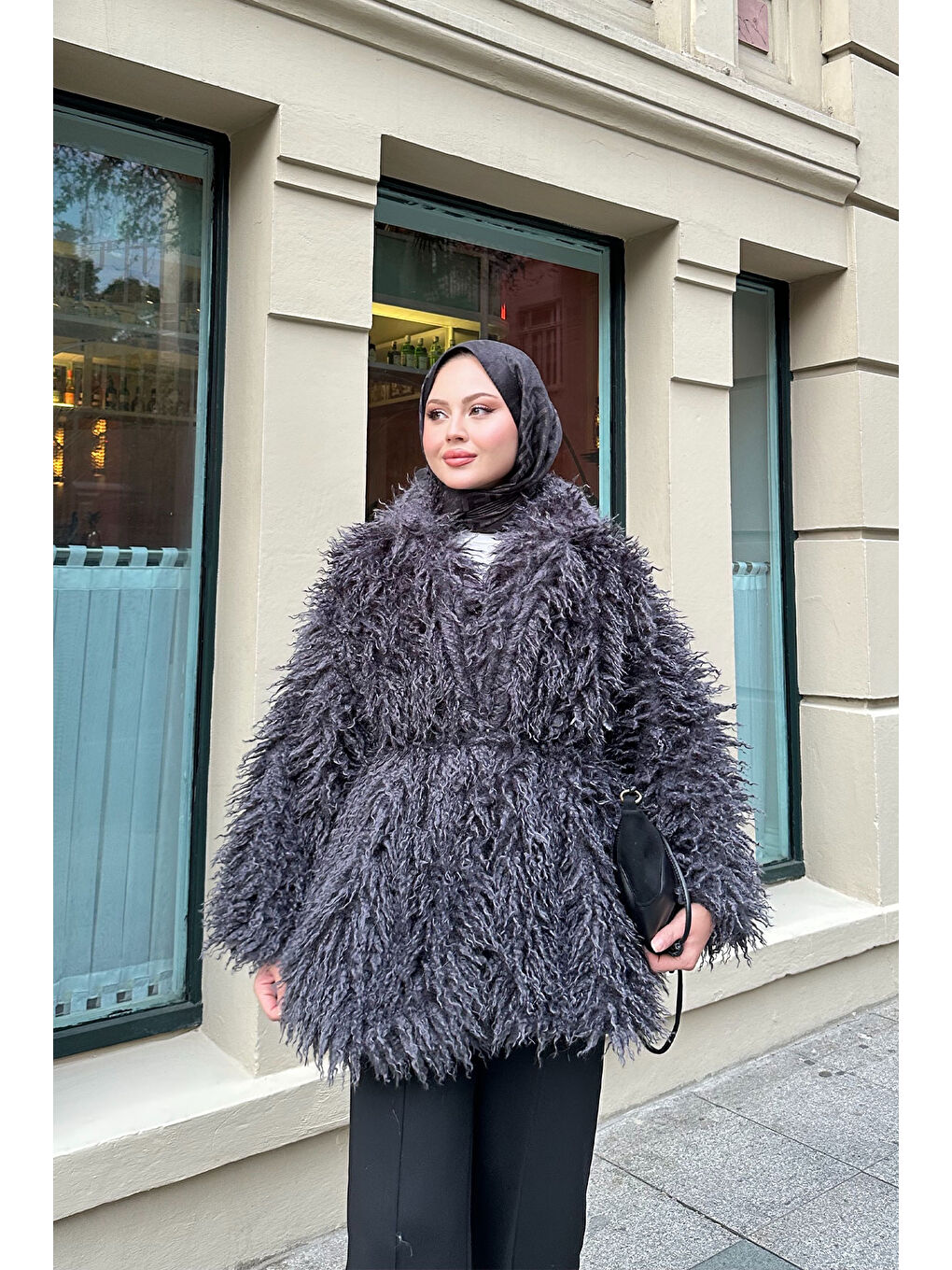 Kadın Kemer Detay Kısa Kürk Kaban Antrasit-1