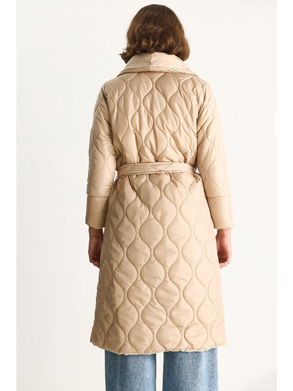 Ekru Kadın Kuşaklı Şal Yaka Kapitone Kaban-7