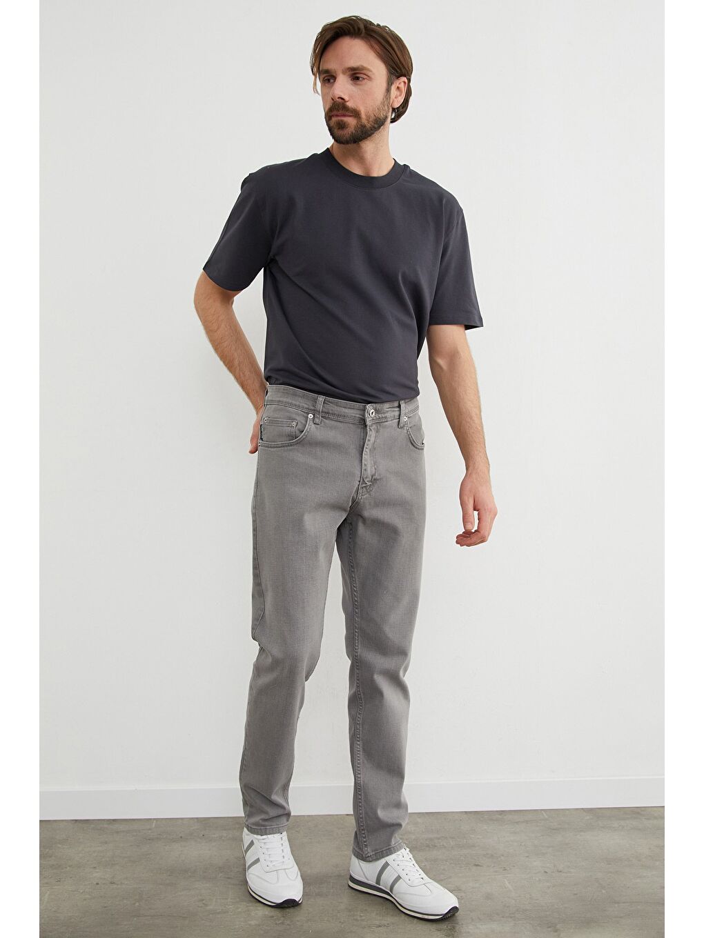 Gri Büyük Beden Regular Fit Jean-3