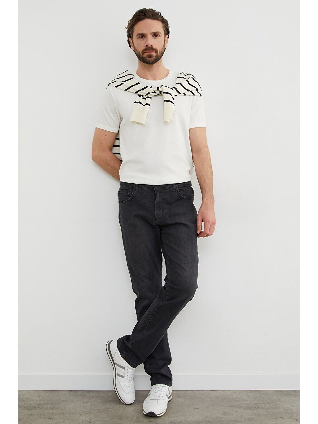 Gri Büyük Beden Regular Fit Jean