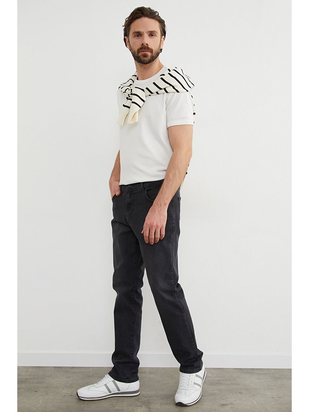 Gri Büyük Beden Regular Fit Jean-2