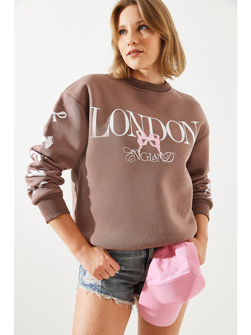 Kahverengi Kadın Üç İplik Şardonlu London Life Grafik Baskılı Sweatshirt MBHS-1