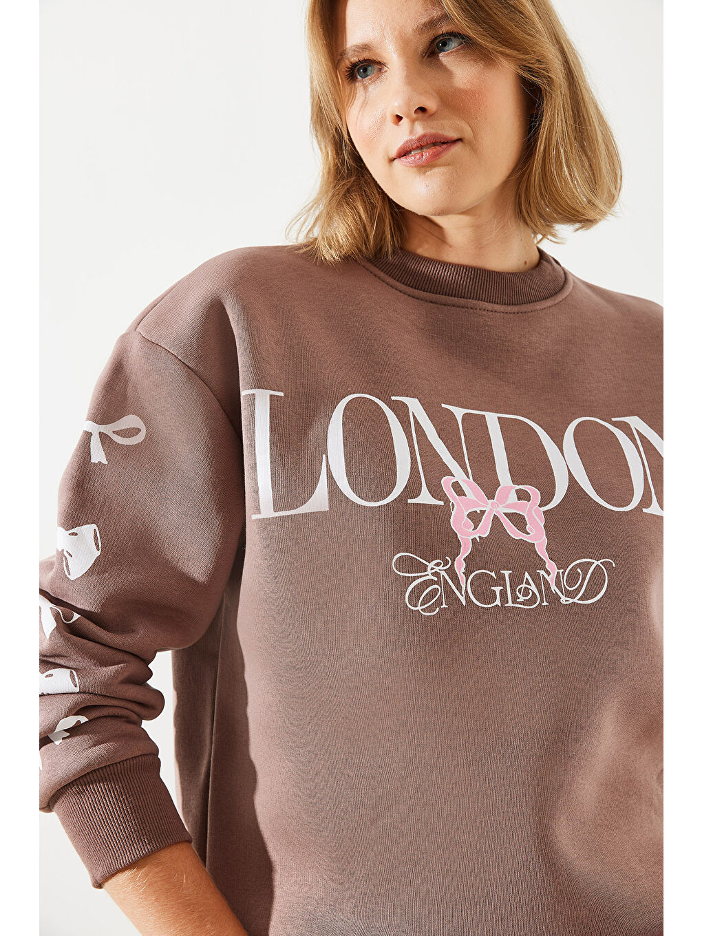 Kahverengi Kadın Üç İplik Şardonlu London Life Grafik Baskılı Sweatshirt MBHS-3