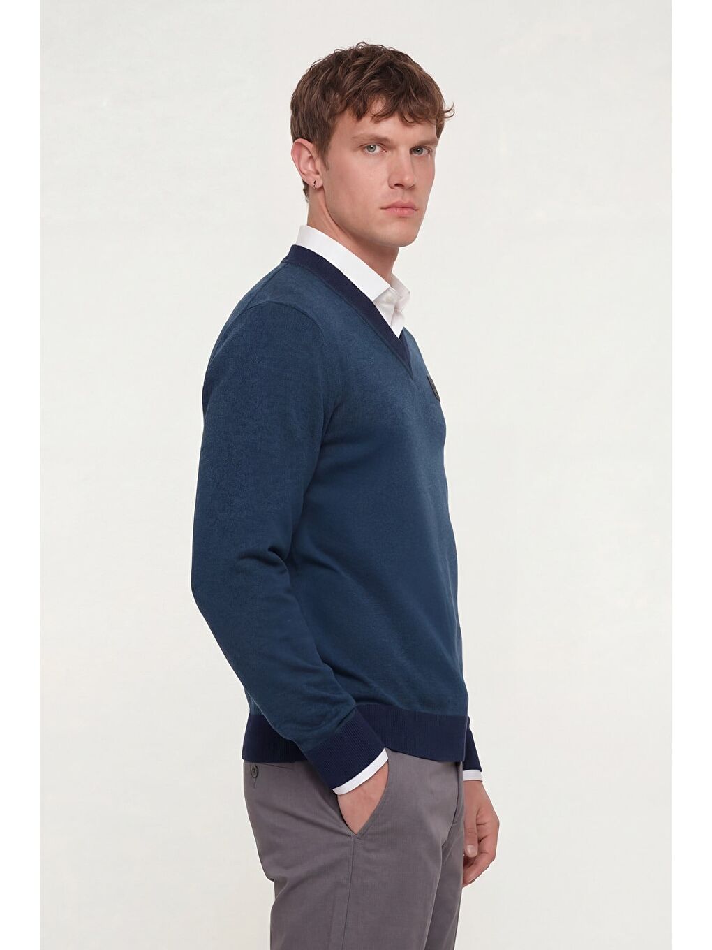 Giotelli Erkek Petrol Dar Kesim Slim Fit Yünlü Düz V Yaka Triko Kazak-2