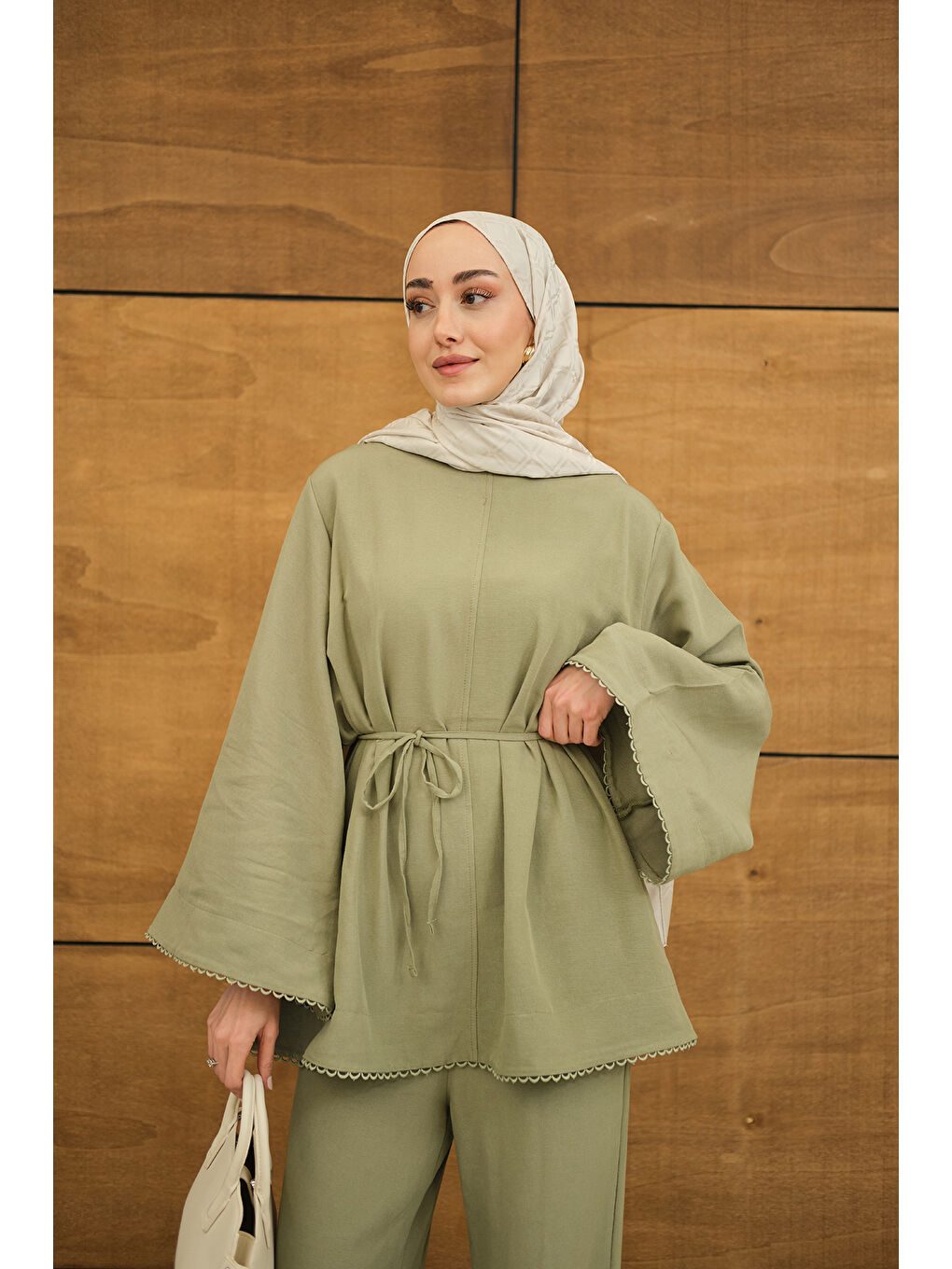 Kadın Brode Şerit Detaylı Takım Fıstık Yeşil-2