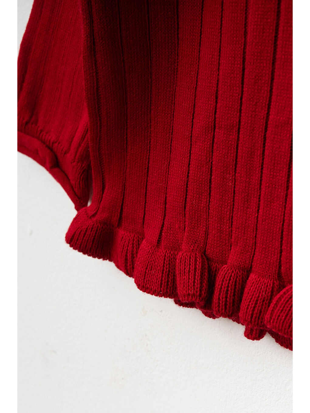 Kırmızı Fırfırlı Düğmeli Triko Takım 4035-2