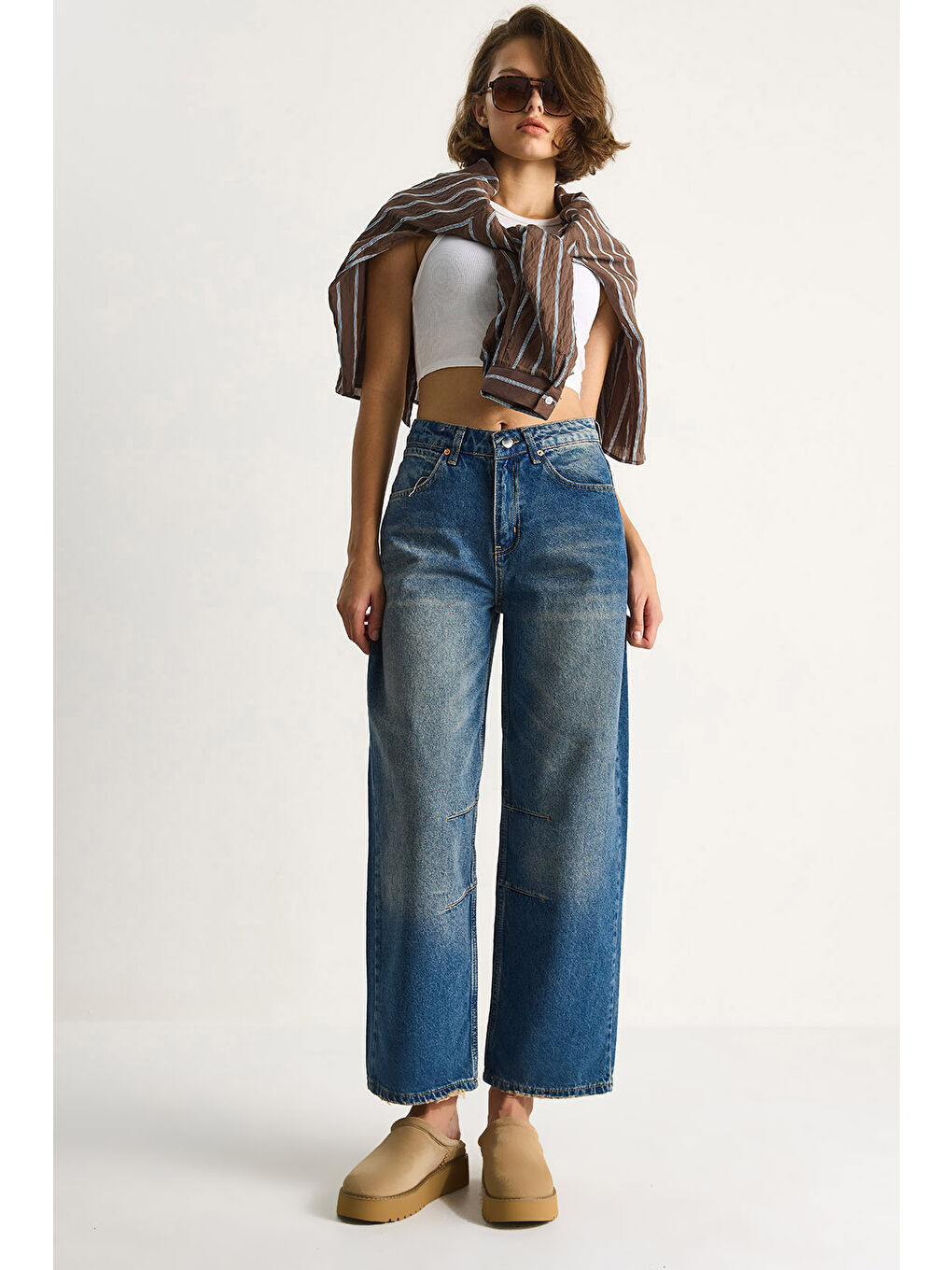 Mavi Kadın Baggy Fit Yüksek Bel Düz Paça Denim Pantolon