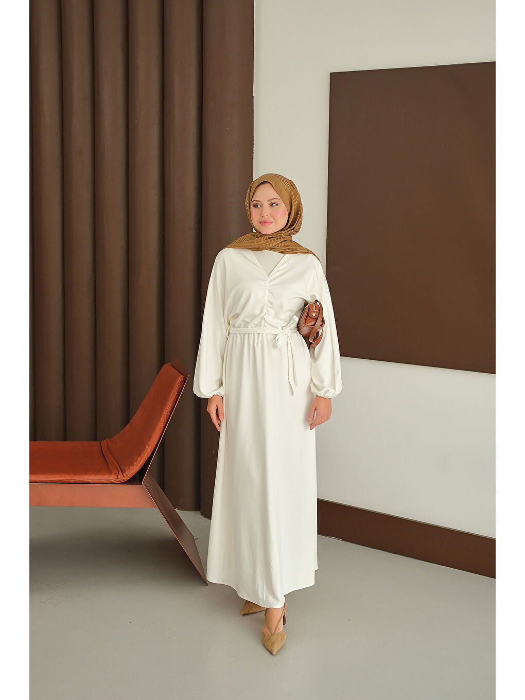 Kadın Büzgü Detay Elbise Ekru-3