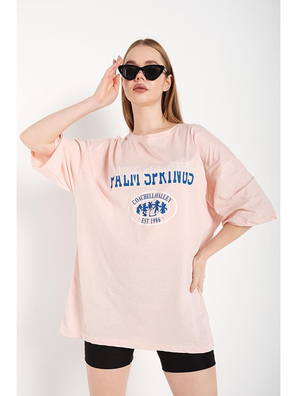 Trendseninle Pembe Kadın Palm Springs Pudra Pembe Baskılı Oversize Tişört - 1