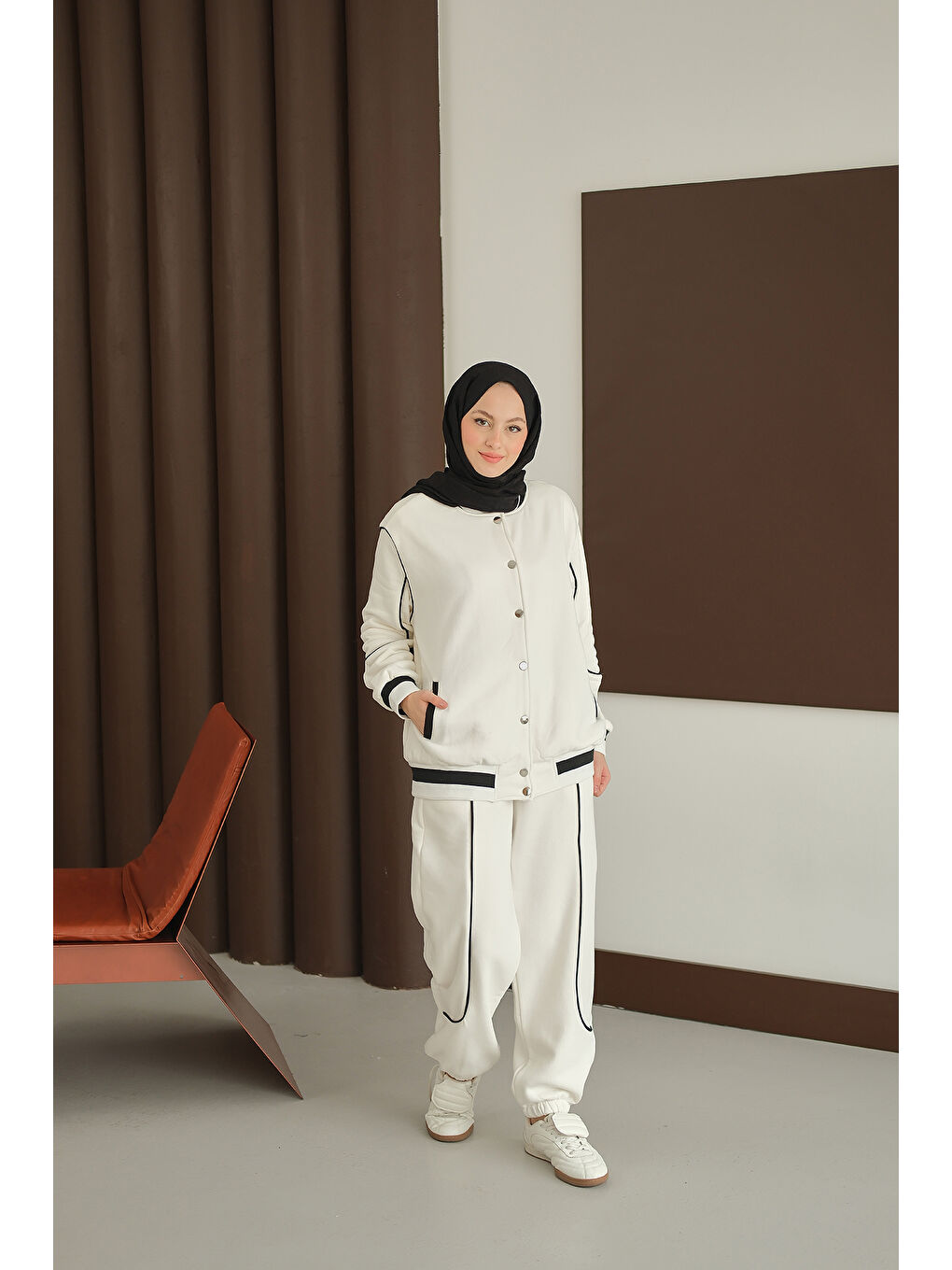 Kadın Şerit Detay Takım Beyaz