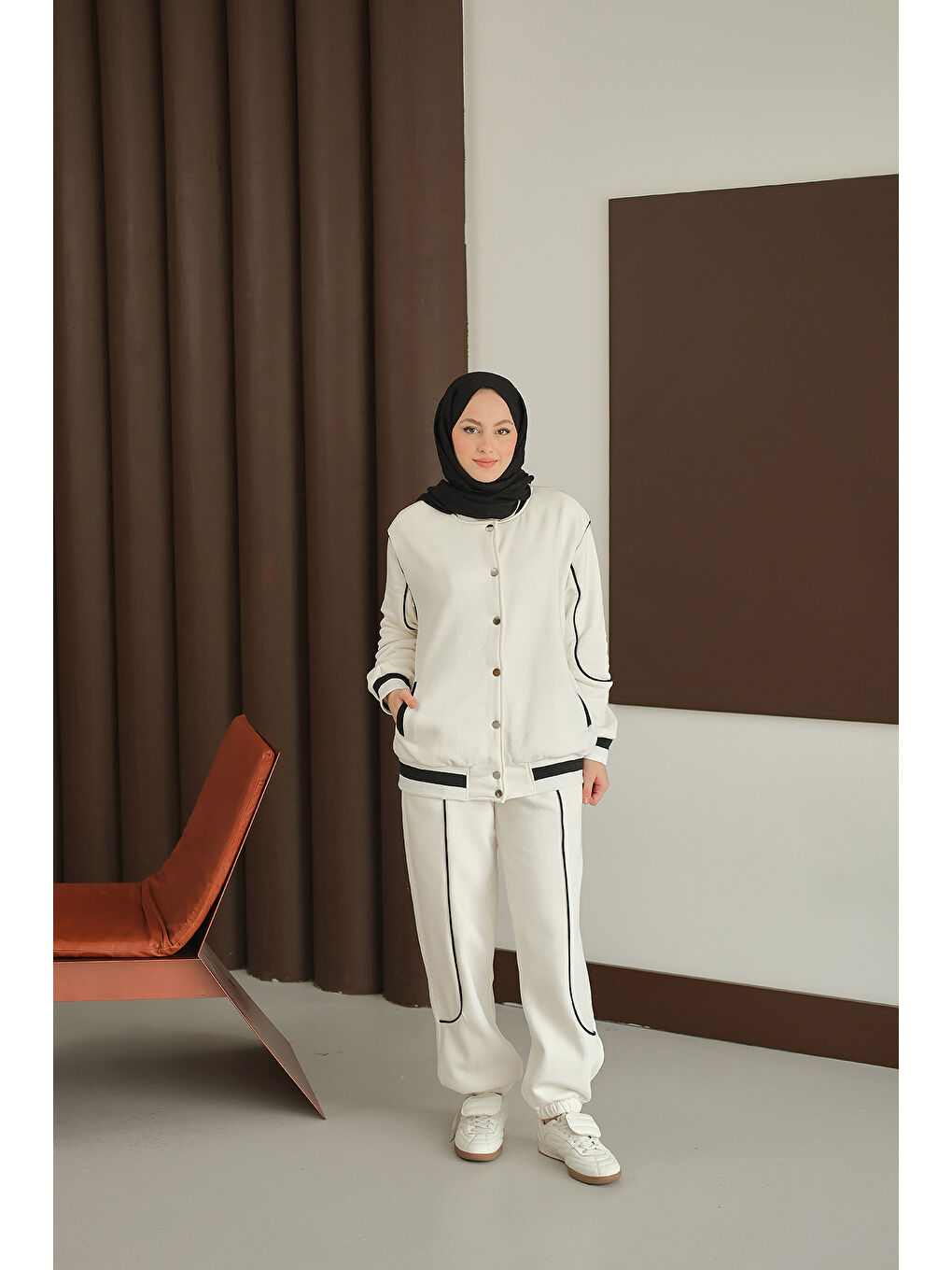 Kadın Şerit Detay Takım Beyaz-1